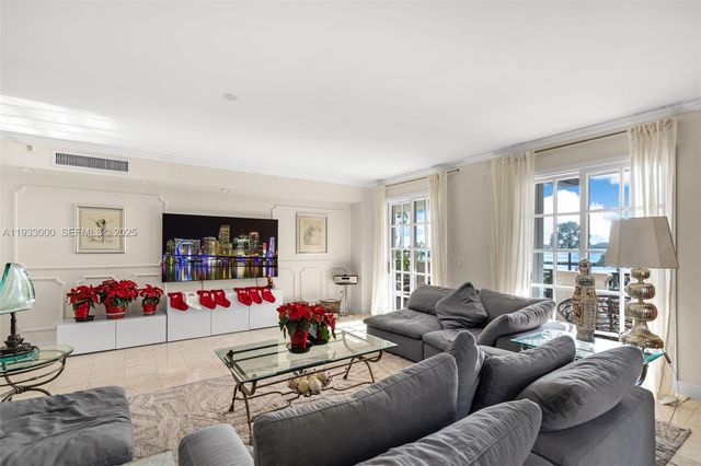 2124 Fisher Island Drive 2124, Miami Beach, FL 33109