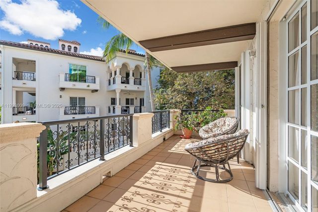 2124 Fisher Island Drive 2124, Miami Beach, FL 33109