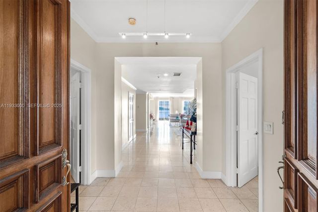 2124 Fisher Island Drive 2124, Miami Beach, FL 33109