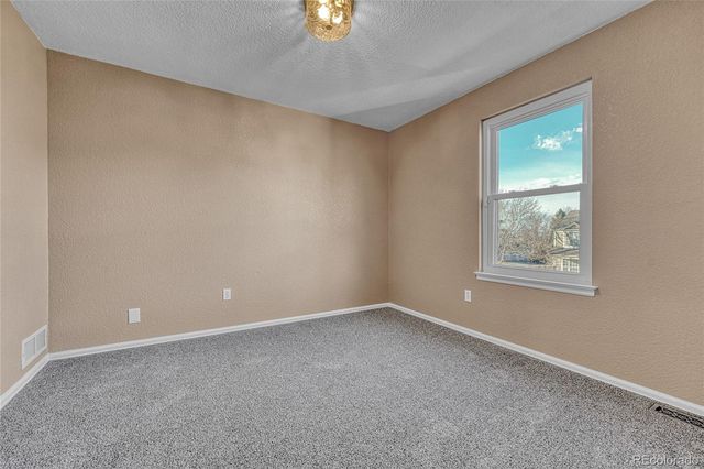 19540 E Crestridge Circle, Centennial, CO 80015
