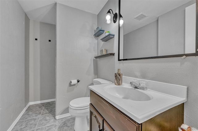 19540 E Crestridge Circle, Centennial, CO 80015