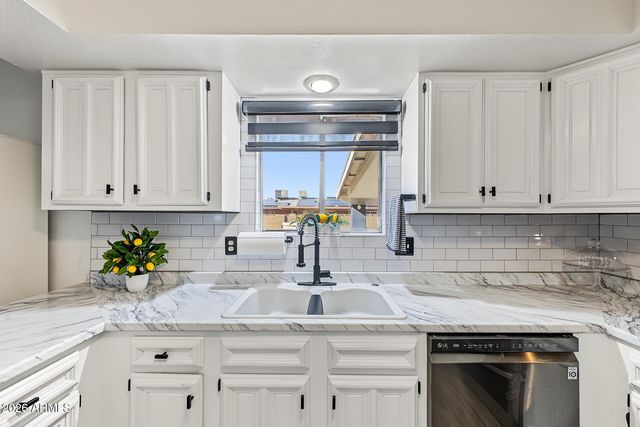 634 E VIA ELENA Street, Goodyear, AZ 85338