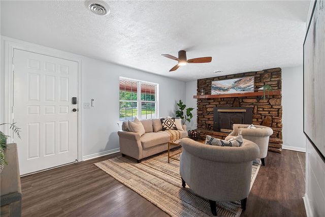 12917 Recreation Drive, Lowell, AR 72745