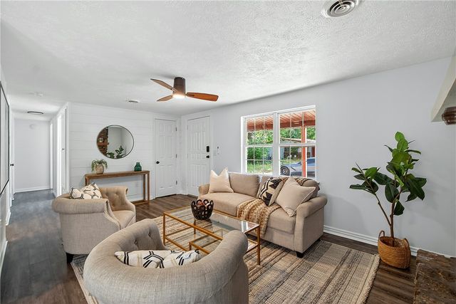 12917 Recreation Drive, Lowell, AR 72745