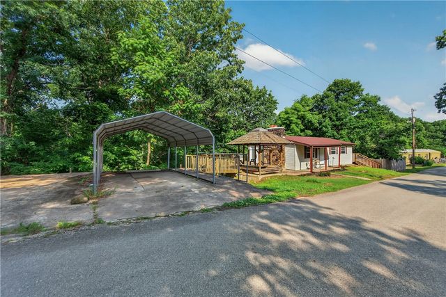12917 Recreation Drive, Lowell, AR 72745