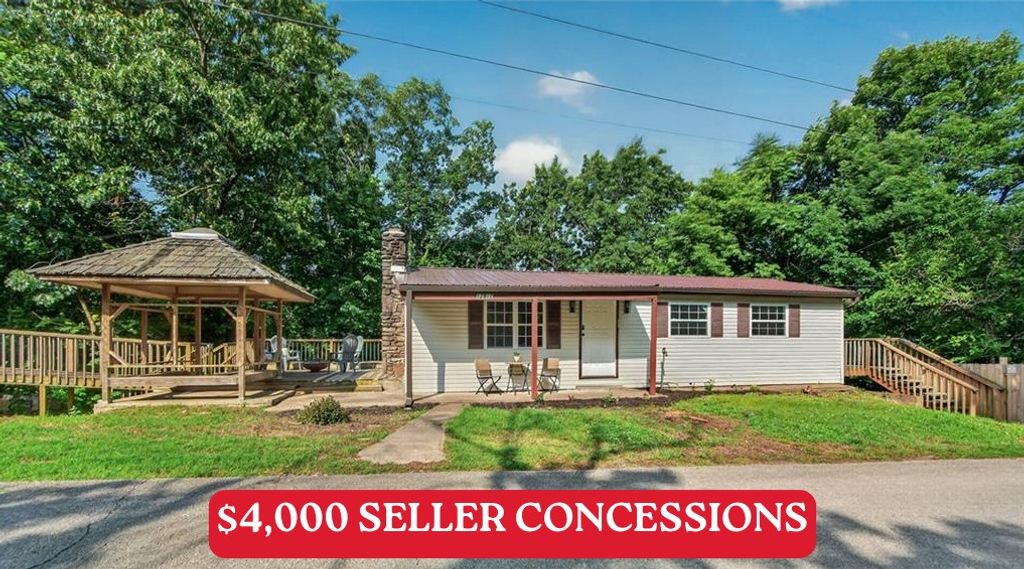 12917 Recreation Drive, Lowell, AR 72745
