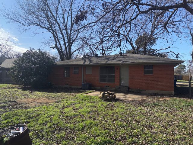 504 Hill Street, Aubrey, TX 76227