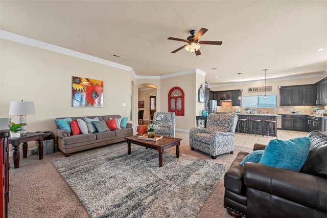 329 Montana Court, New Fairview, TX 76078