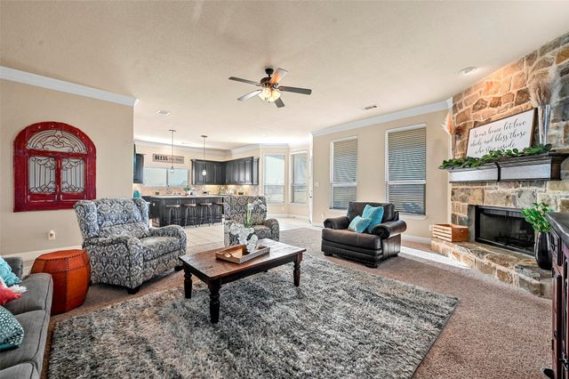 329 Montana Court, New Fairview, TX 76078