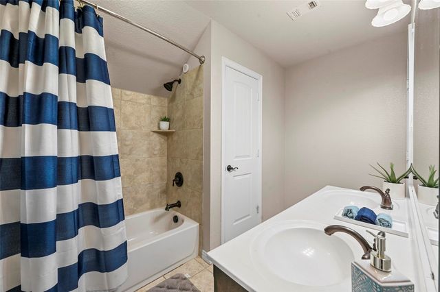 329 Montana Court, New Fairview, TX 76078