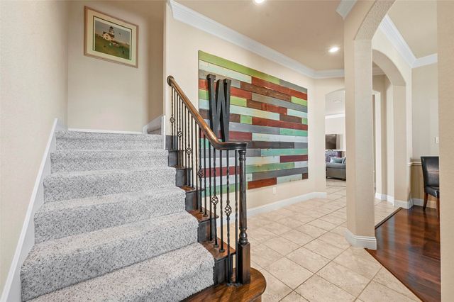 329 Montana Court, New Fairview, TX 76078