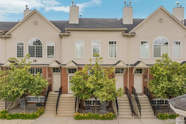30695 Ardmore Court, Novi, MI 48377