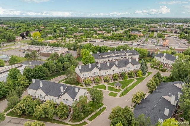 30695 Ardmore Court, Novi, MI 48377