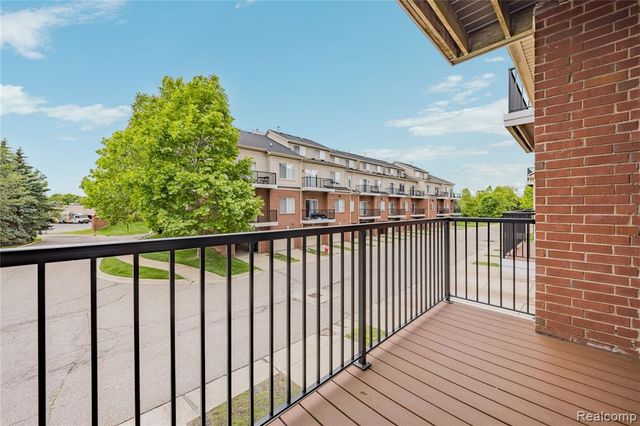 30695 Ardmore Court, Novi, MI 48377