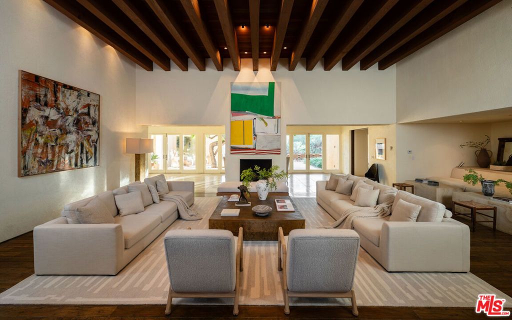 223 N Carmelina Avenue, Los Angeles, CA 90049 — photo 3
