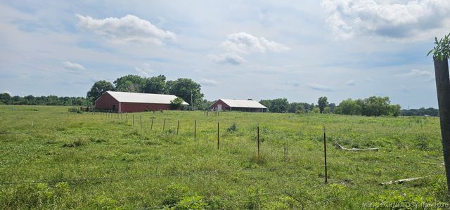 37967 E 221st Street, Porter, OK 74454