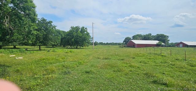 37967 E 221st Street, Porter, OK 74454