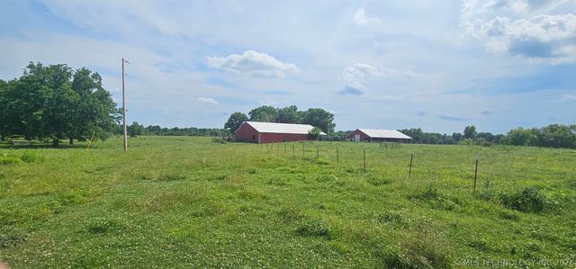 37967 E 221st Street, Porter, OK 74454