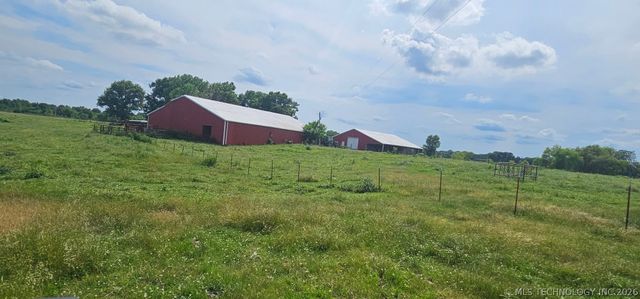 37967 E 221st Street, Porter, OK 74454