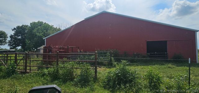 37967 E 221st Street, Porter, OK 74454