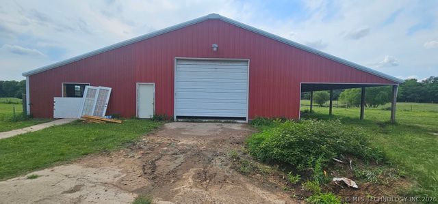 37967 E 221st Street, Porter, OK 74454