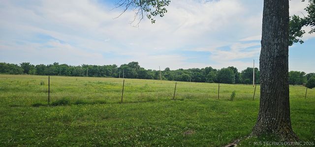 37967 E 221st Street, Porter, OK 74454