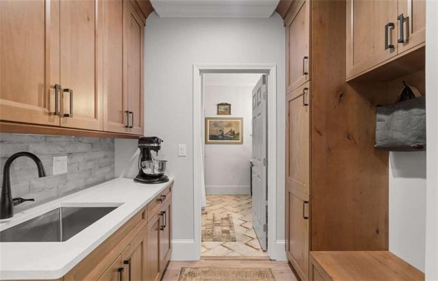 220 Wake Robin, Big Canoe, GA 30143