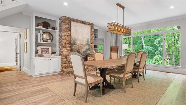 220 Wake Robin, Big Canoe, GA 30143