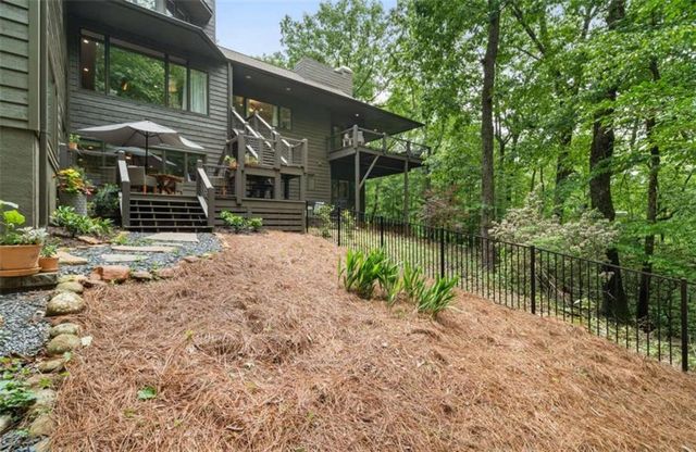220 Wake Robin, Big Canoe, GA 30143
