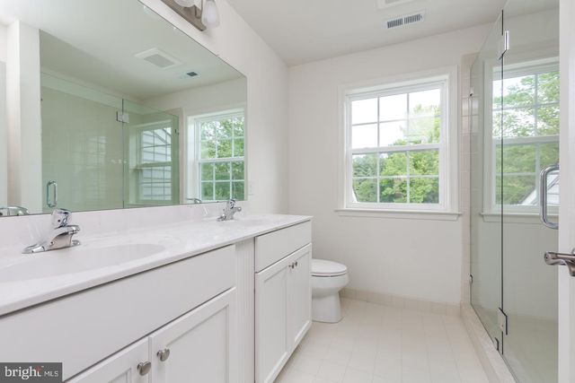 002 MULLEN DR, Sicklerville, NJ 08081