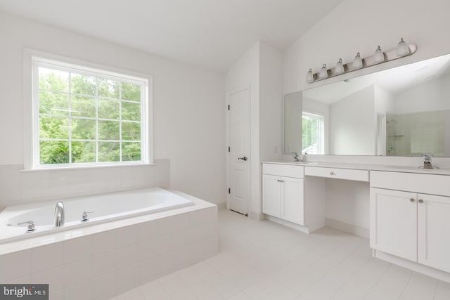 002 MULLEN DR, Sicklerville, NJ 08081