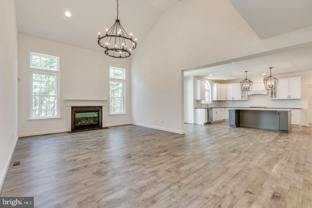 002 MULLEN DR, Sicklerville, NJ 08081