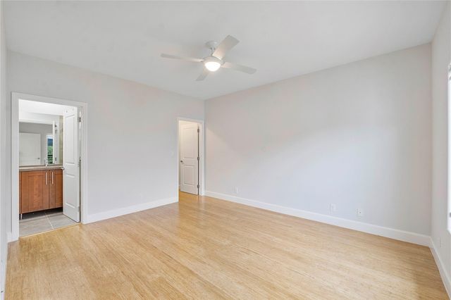 825 NE 17th Way, Fort Lauderdale, FL 33304