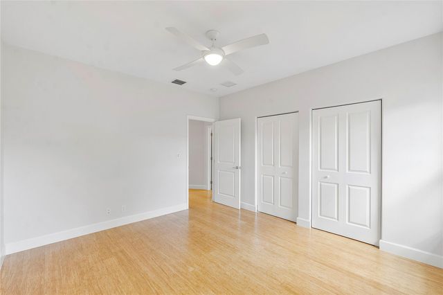825 NE 17th Way, Fort Lauderdale, FL 33304