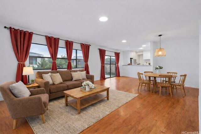 95-349 Kuahelani Avenue B-2, Mililani, HI 96789