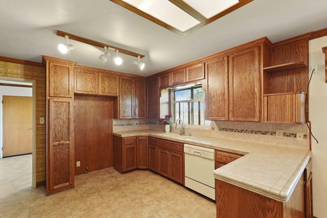 2489 N Beecher Rd, Stockton, CA 95215