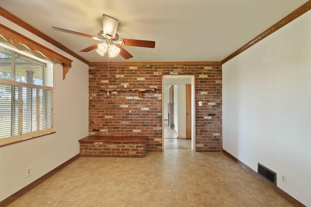 2489 N Beecher Rd, Stockton, CA 95215