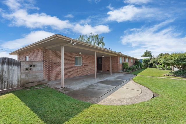 2489 N Beecher Rd, Stockton, CA 95215