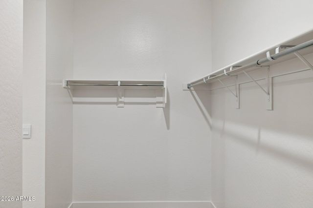 2583 E VILLA LINDA Drive, Phoenix, AZ 85024