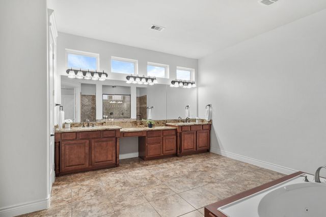 33 Combwell Garden, Missouri City, TX 77459