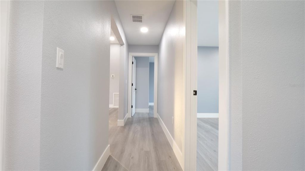 Image 26 of property listing at 1007 NW 82ND STREET, Bradenton, FL 34209