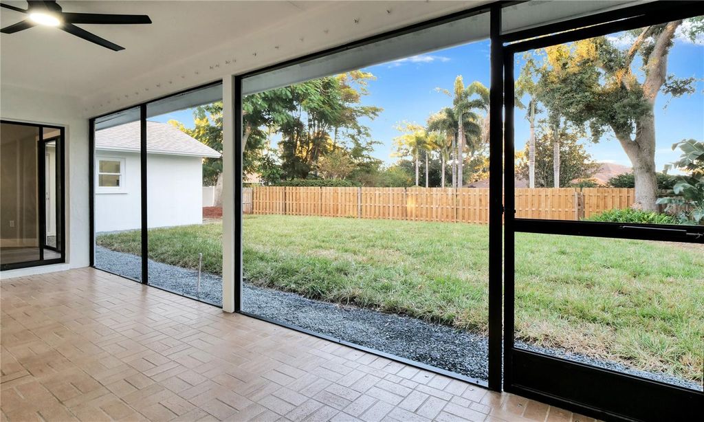 Image 28 of property listing at 1007 NW 82ND STREET, Bradenton, FL 34209