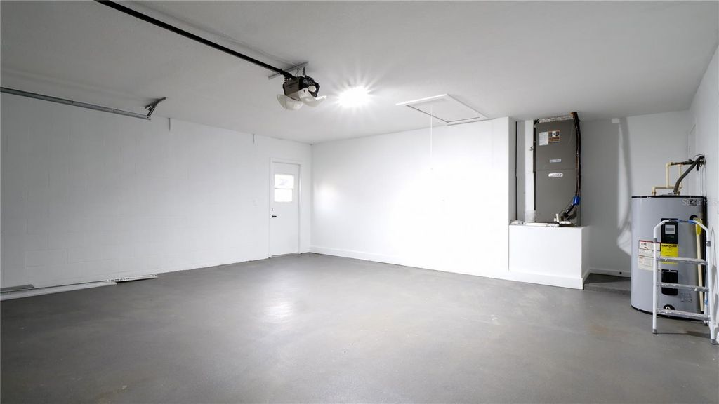 Image 33 of property listing at 1007 NW 82ND STREET, Bradenton, FL 34209