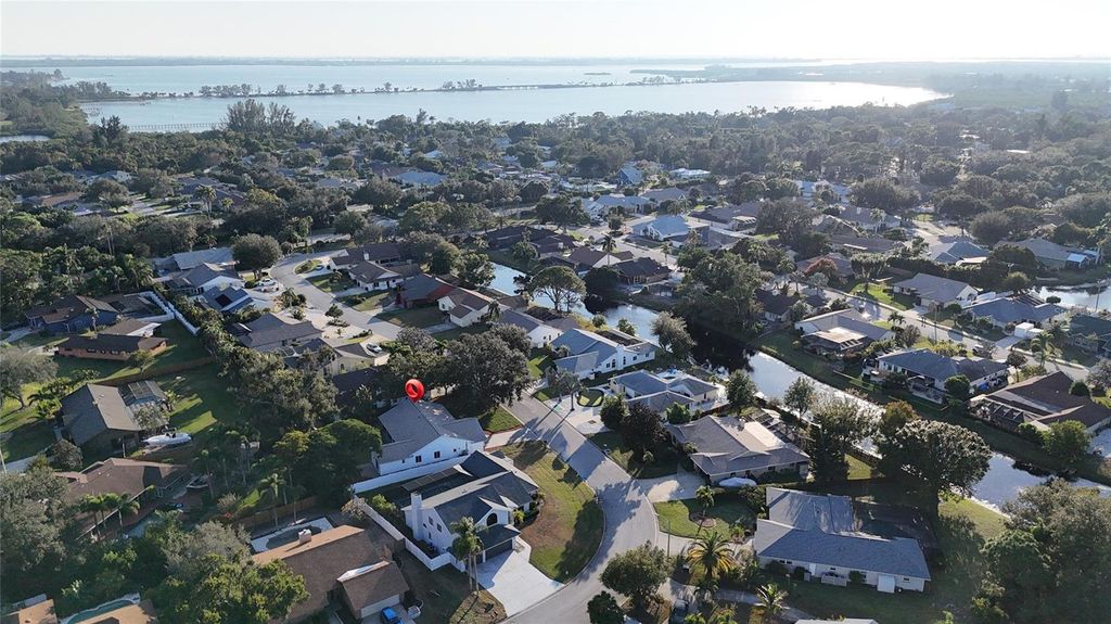 Image 45 of property listing at 1007 NW 82ND STREET, Bradenton, FL 34209