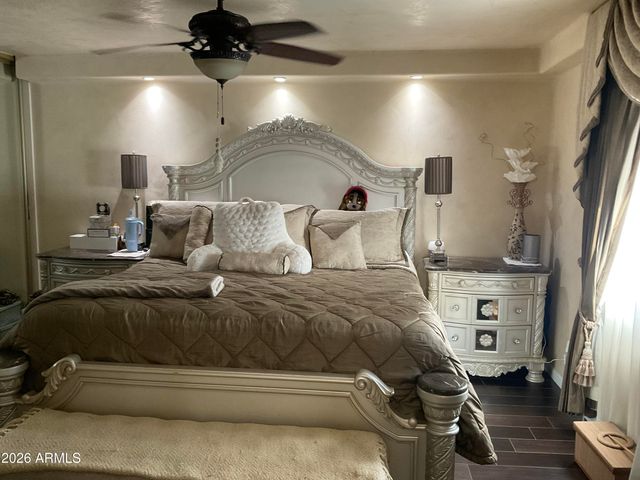 4801 W STATE Avenue, Glendale, AZ 85301