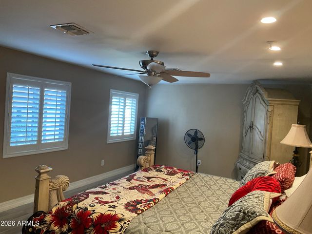 4801 W STATE Avenue, Glendale, AZ 85301