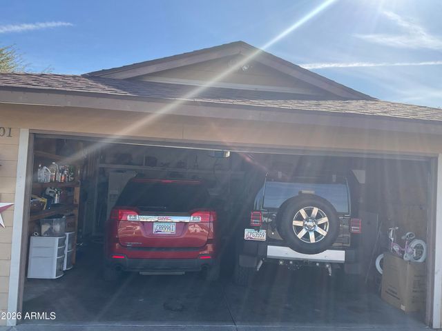 4801 W STATE Avenue, Glendale, AZ 85301