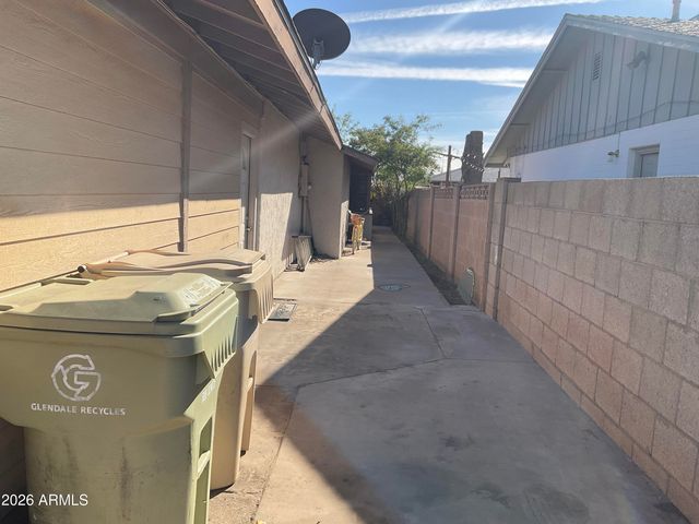 4801 W STATE Avenue, Glendale, AZ 85301