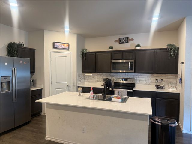 2900 Peony Drive, Sherman, TX 75092