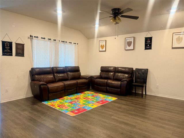 2900 Peony Drive, Sherman, TX 75092